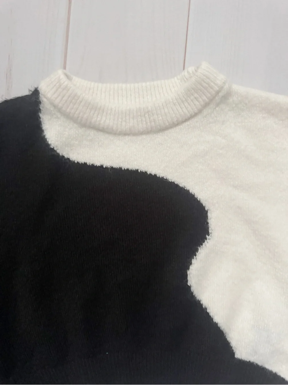 H&M Girls Cropped Sweater
